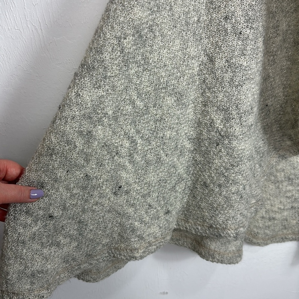 Open-Front Hooded Sleeveless Cardigan Vest - Light Heathered Gray - Picture 3 of 7